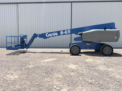 Genie S-65 Man Lift 2008