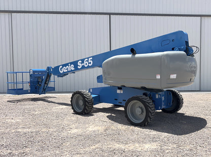Genie S-65 Man Lift 2008