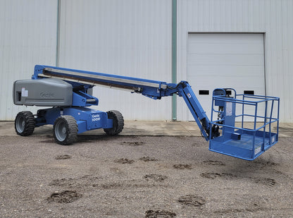 Genie S-65 Man Lift 500lbs