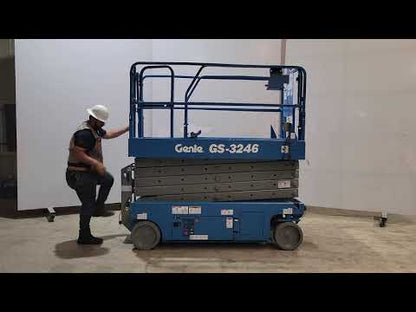 Genie GS-3246 Man Lift 700lbs