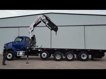 Sterling LT9500 Truck with Autogru PM 32026LC Crane